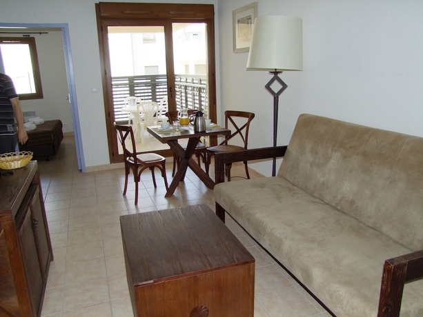 Imagen de la habitación del Uzes Appart Hotel. Foto 6