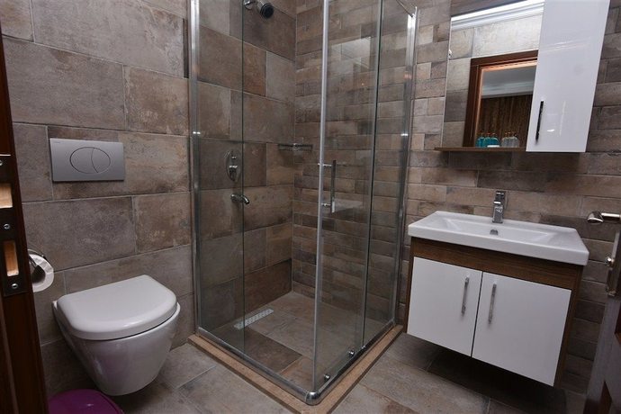 Imagen de la habitación del Uzunhan Hotel. Foto 12