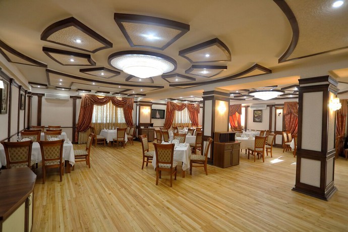 Imagen del bar/restaurante del VIARDO Hotel. Foto 4