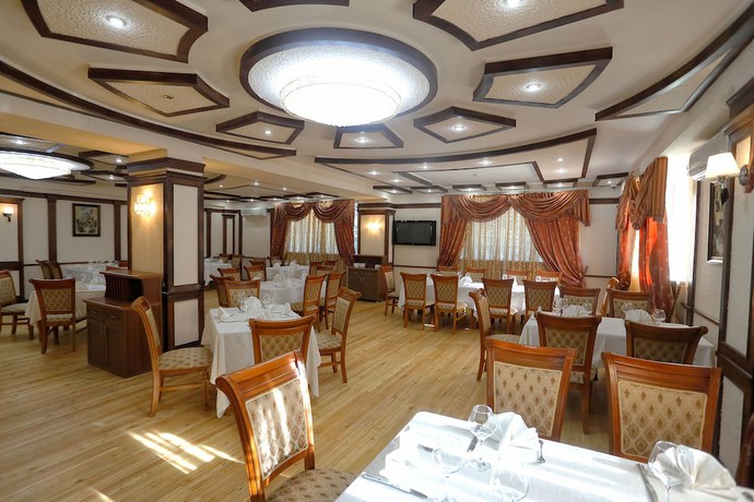 Imagen del bar/restaurante del VIARDO Hotel. Foto 5
