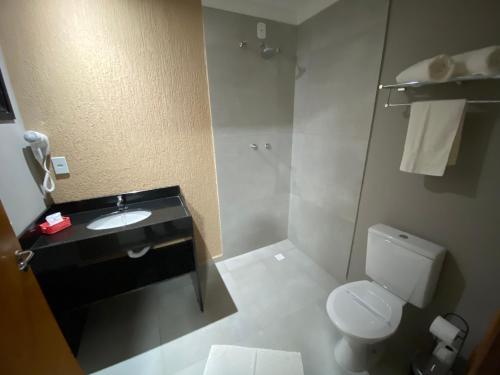 Imagen de la habitación del VIPPER Hotel. Foto 15