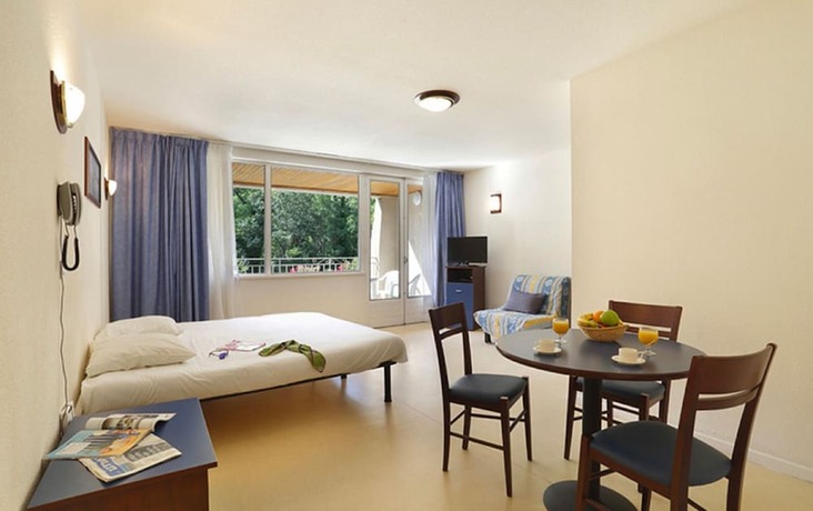 Imagen de la habitación del Vacanc&eacute;ole - Le Domaine de Chames. Foto 20