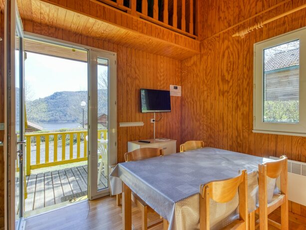 Imagen general del Vacanc&eacute;ole - Les Chalets de la Chazotte. Foto 8