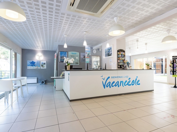 Imagen de los interiores del Vacanc&eacute;ole - Les Chambres de la Baie. Foto 16