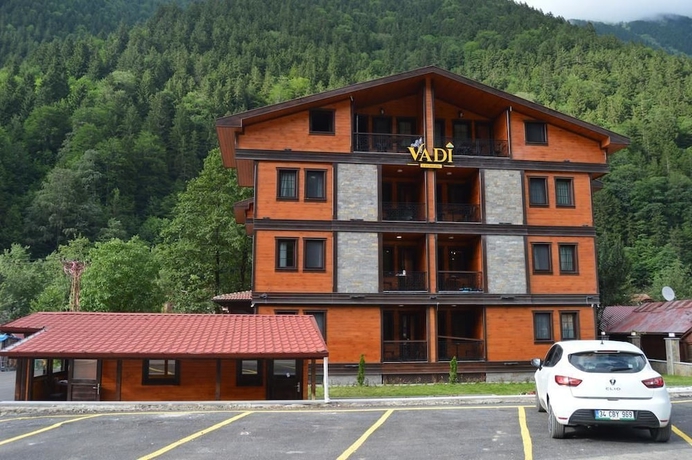 Imagen del bar/restaurante del Vadi Uzungol Otel. Foto 2