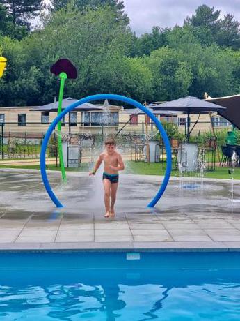 Imagen general del Vakantiepark Breebos: Empty Lots for tents and mobile homes. Foto 6