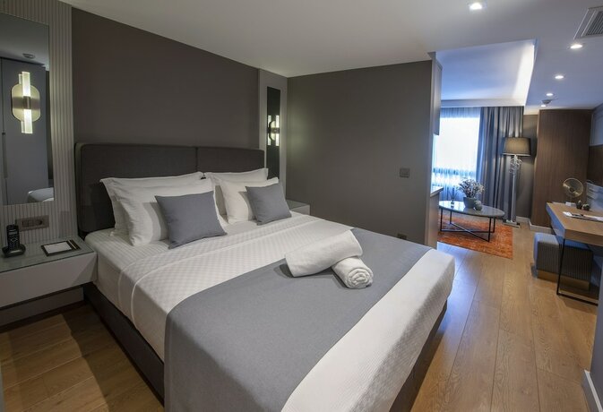 Imagen de la habitación del Valente Suites and Hotel. Foto 12