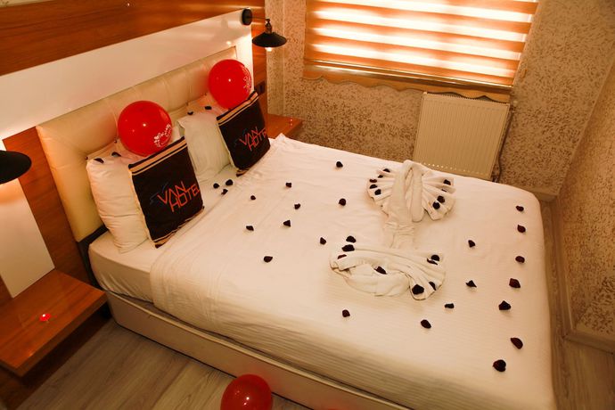 Imagen de la habitación del Van Hotel. Foto 14