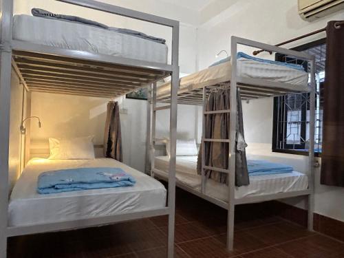 Imagen de la habitación del VangVieng Backpackers Hostel. Foto 17