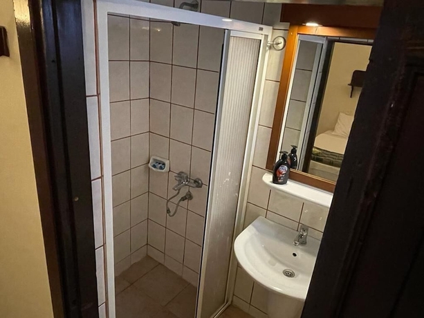 Imagen de la habitación del Vardar Motel. Foto 13