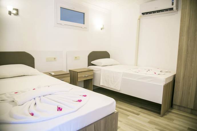 Imagen de la habitación del Varol Suite Hotel. Foto 11