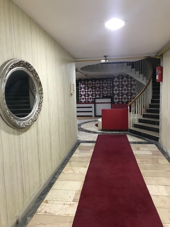 Imagen de los interiores del Vatan Konukevi. Foto 12