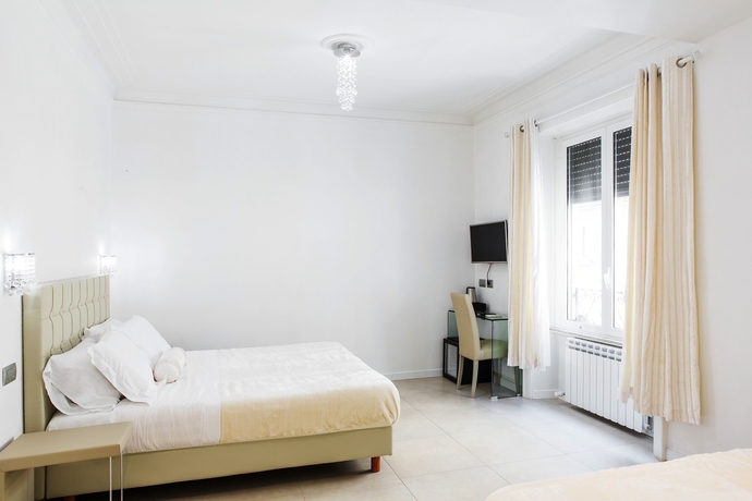 Imagen de la habitación del Vatican Grand Suite. Foto 3