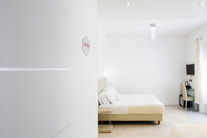 Imagen de la habitación del Vatican Grand Suite. Foto 12