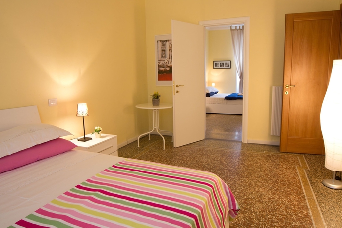 Imagen de la habitación del Vatican Secret Rooms. Foto 5