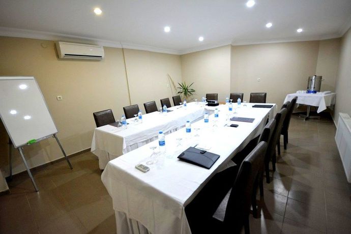 Imagen de los interiores del Velena Hotel. Foto 11