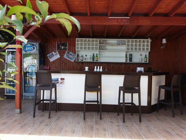 Imagen de la piscina del Velena Hotel. Foto 16