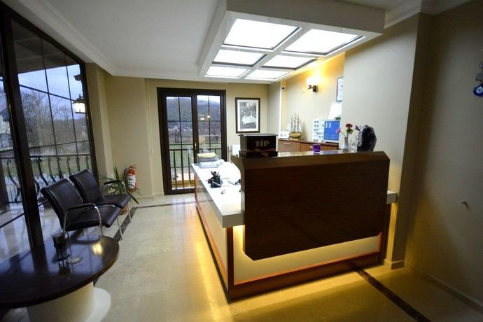 Imagen del bar/restaurante del Velena Hotel. Foto 5