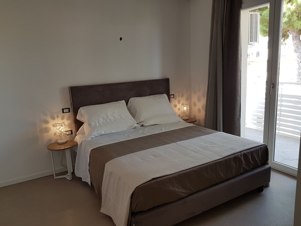 Imagen de la habitación del Venus Suites. Foto 6