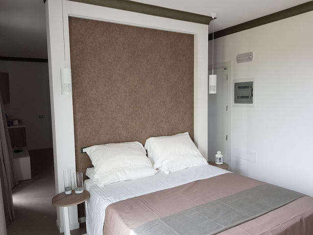 Imagen de la habitación del Venus Suites. Foto 8