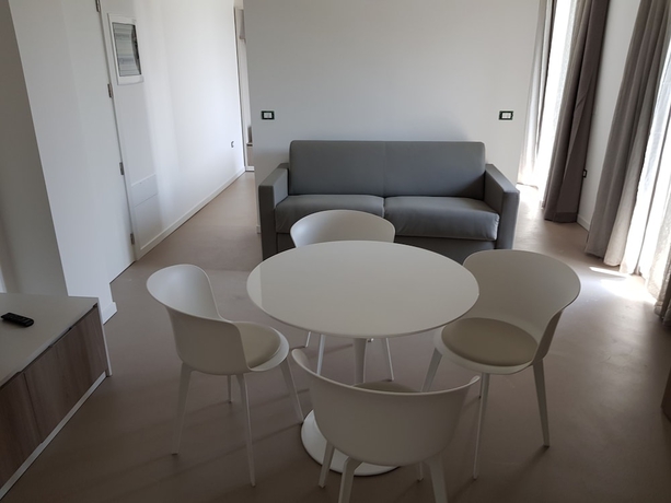 Imagen de la habitación del Venus Suites. Foto 16