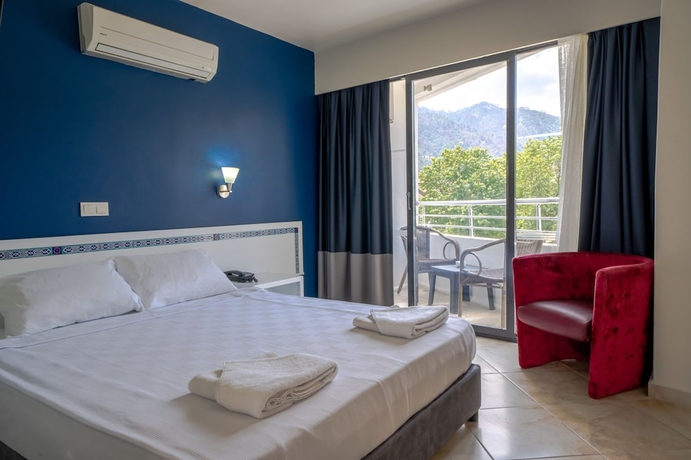 Imagen de la habitación del Verde Hotel. Foto 9