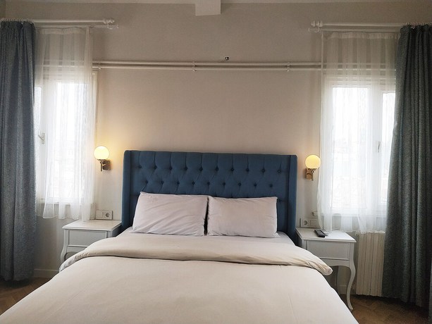 Imagen de la habitación del Verna Hotel. Foto 7