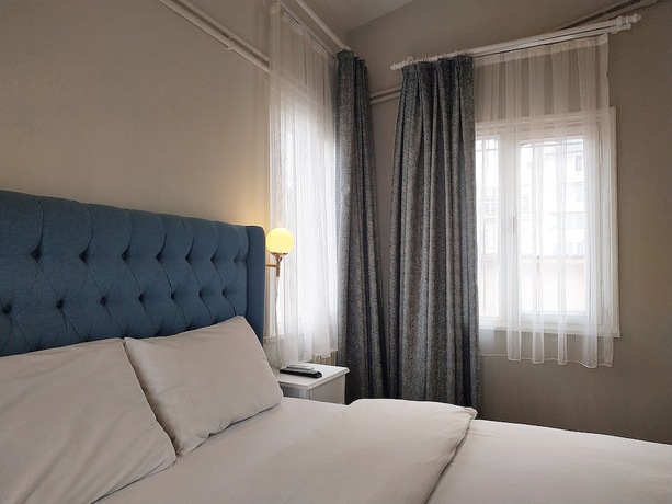 Imagen de la habitación del Verna Hotel. Foto 14