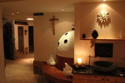 Imagen de los exteriores del Verwöhn-harmoniehotel Mandarfnerhof. Foto 3