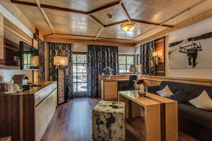 Imagen de los interiores del Verw&ouml;hnhotel Wildspitze. Foto 10