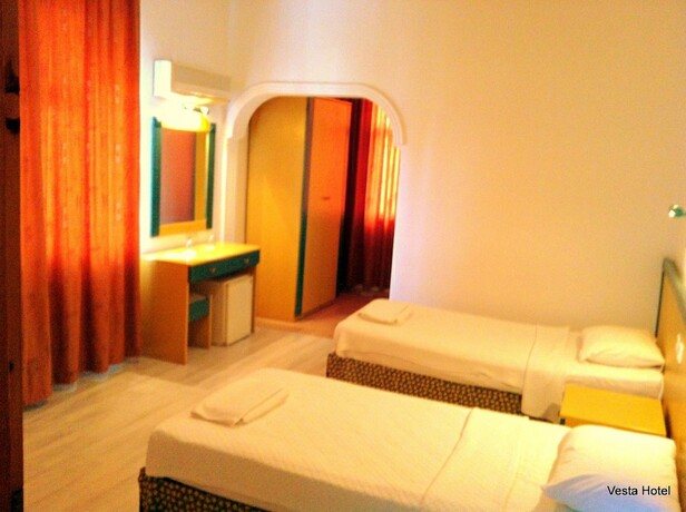 Imagen de la habitación del Vesta Hotel. Foto 34