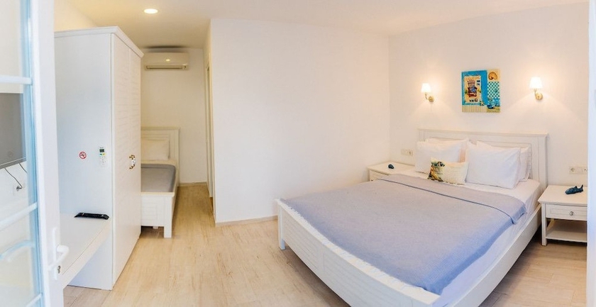 Imagen de la habitación del Via Farilya Hotel. Foto 3