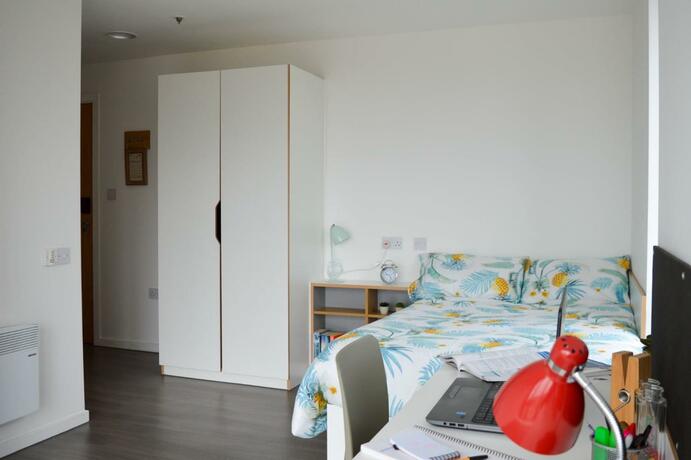 Imagen general del Vibrant Byrom Point Retreat with Gym, Study Room and Social Lounge for Students Only. Foto 3