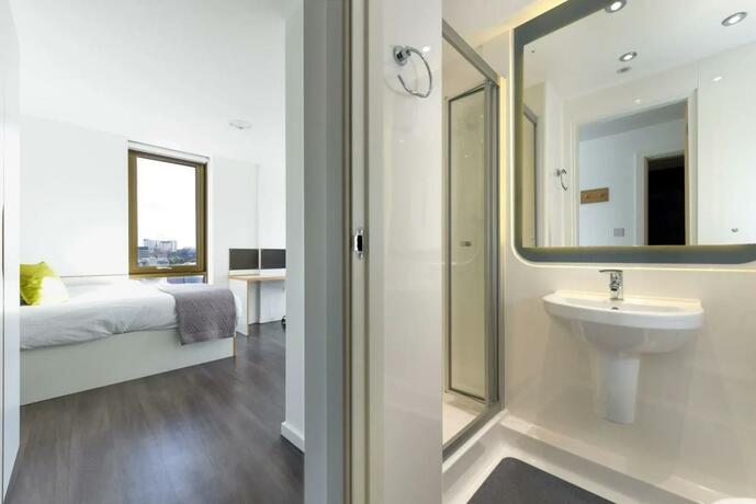 Imagen general del Vibrant Byrom Point Retreat with Gym, Study Room and Social Lounge for Students Only. Foto 10