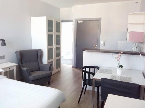 Imagen de la habitación del Vichy R&eacute;sidencia. Foto 9