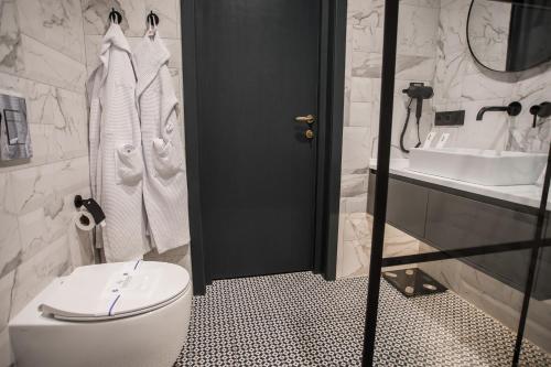 Imagen general del Victoria Deluxe Hotel. Foto 8