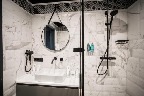 Imagen general del Victoria Deluxe Hotel. Foto 10