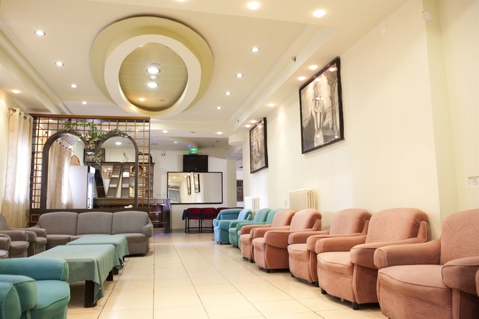 Imagen de los interiores del Victoria Hotel. Foto 12