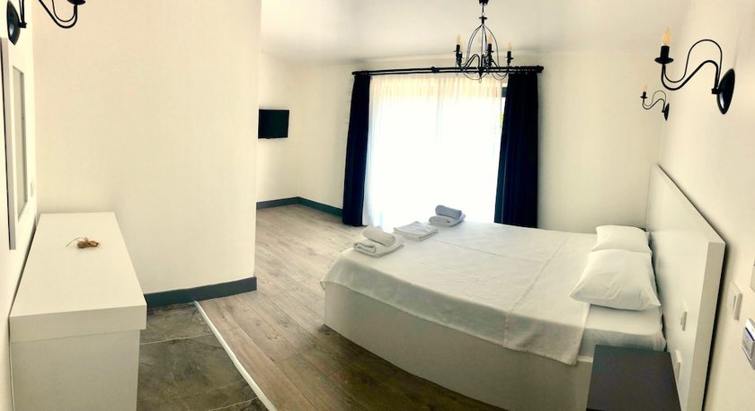 Imagen de la habitación del Victoria Hotel and Lounge. Foto 3