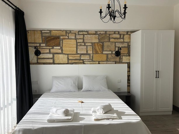 Imagen de la habitación del Victoria Hotel and Lounge. Foto 4