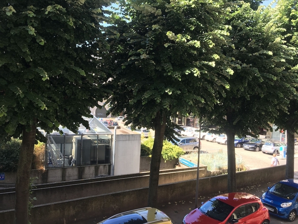 Imagen de los exteriores del Vieille Tour Centre Rouen. Foto 15