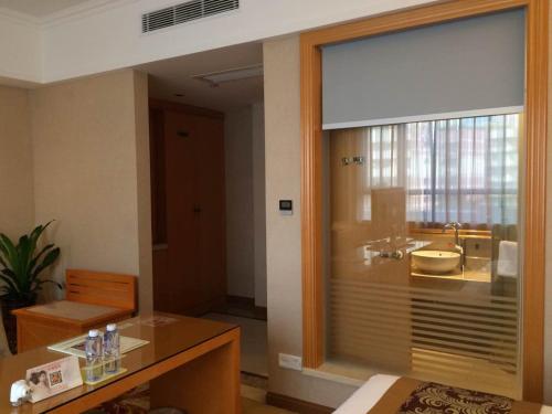 Imagen de la habitación del Vienna International Hotel (Shenzhen Buji Dafen Metro Station). Foto 10