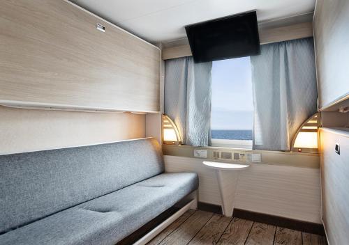 Imagen de la habitación del Viking Line ferry Viking Cinderella - One-way journey from Stockholm to Helsinki. Foto 14