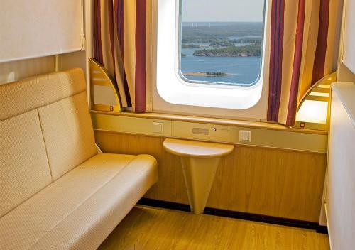 Imagen de la habitación del Viking Line ferry Viking Cinderella - One-way journey from Stockholm to Helsinki. Foto 16