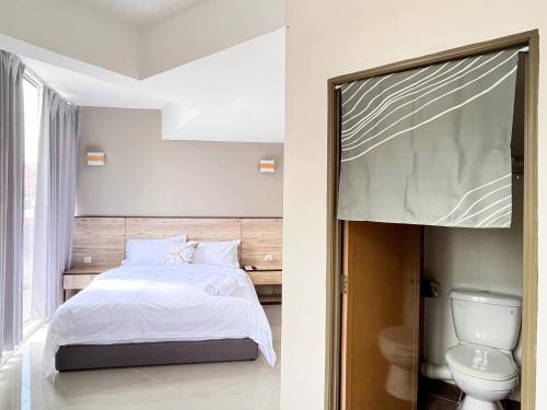 Imagen de la habitación del Vilana Hotel. Foto 17