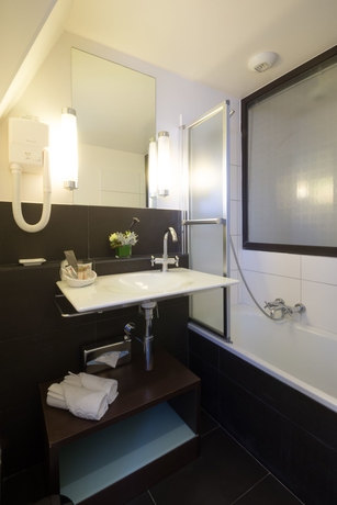 Imagen de la habitación del Villa 81. Foto 8