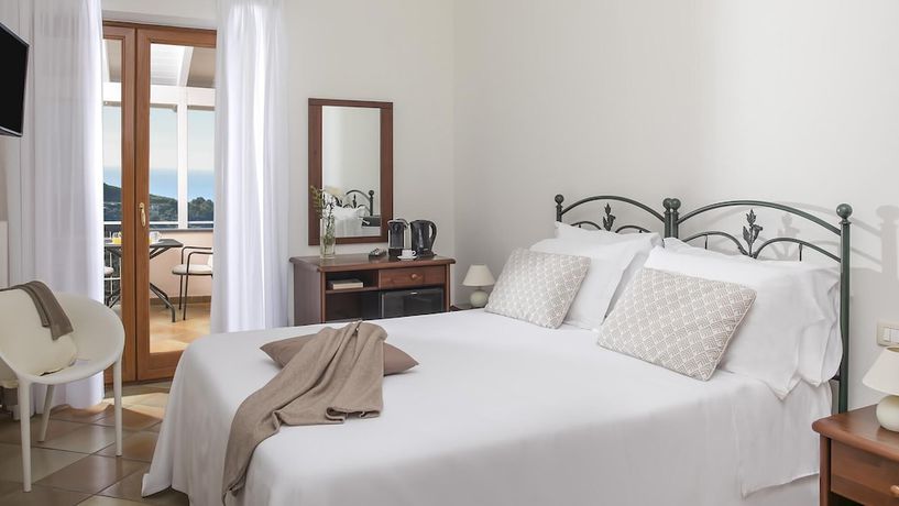 Imagen de la habitación del Villa Amiela in Sant Agata sui Due Golfi. Foto 16