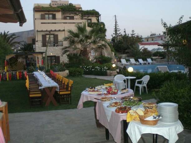Imagen del bar/restaurante del Villa Andreas. Foto 17