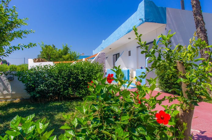 Imagen de los exteriores del Villa Andrews Hotel. Foto 6