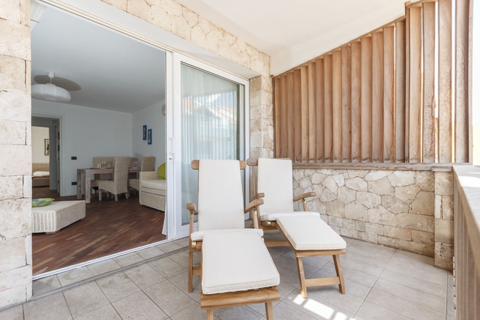 Imagen de los exteriores del Villa Ao Mar. Foto 12